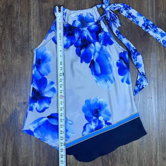 New York & Company Medium gray and blur floral sleeveless blouse - Picture 8 of 11